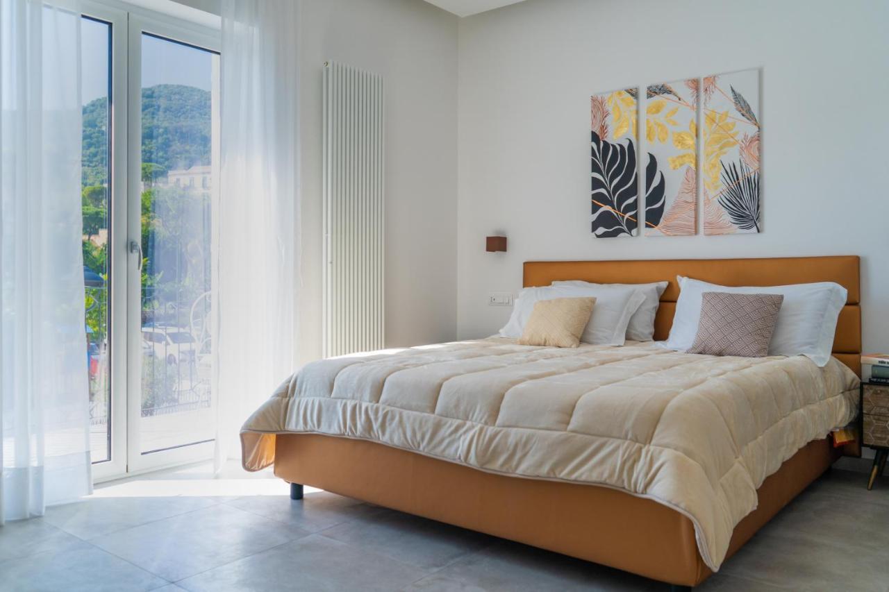 Apartment Nuovissimo Al Centro E Rilassante Ischia