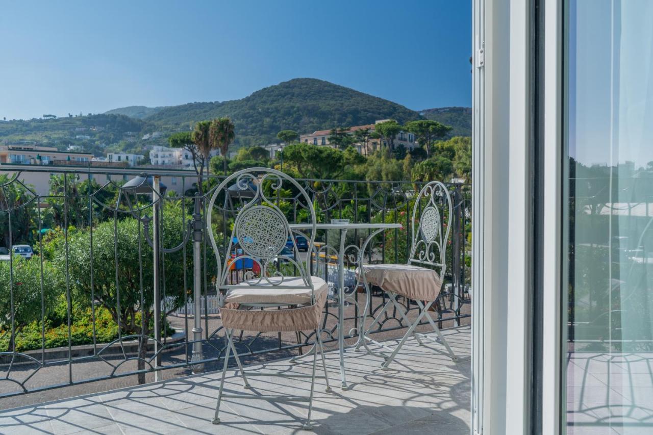 Nuovissimo Al Centro E Rilassante Ischia
